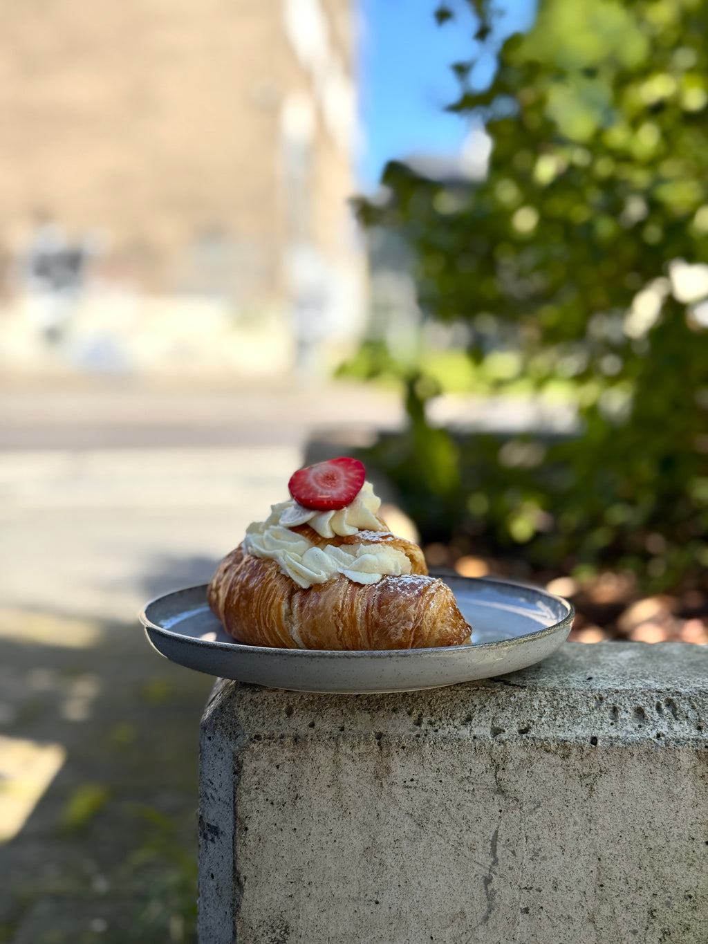 Maasika-rabarberi-mascarpone-croissant