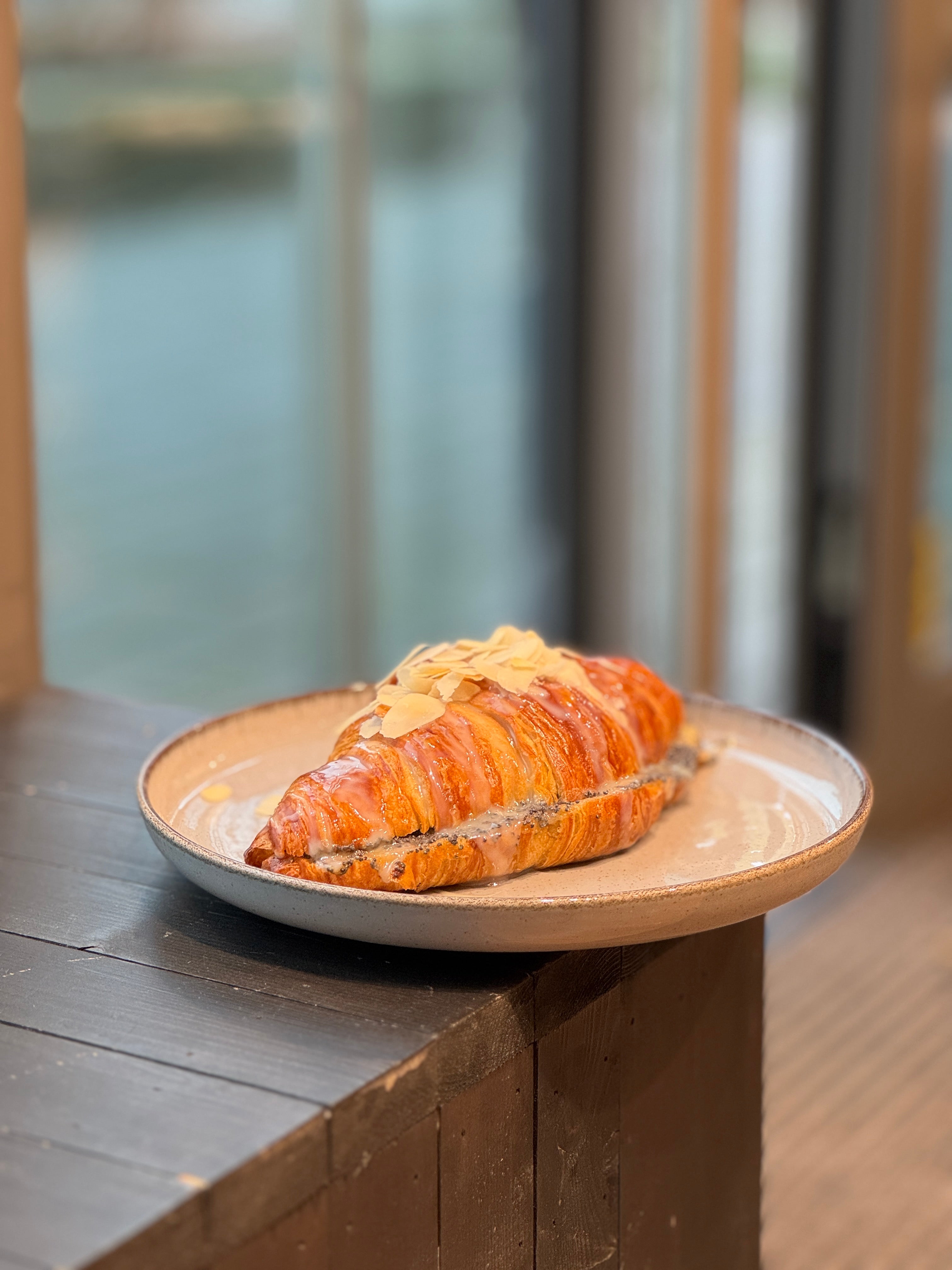 Mooni-martsipanicroissant